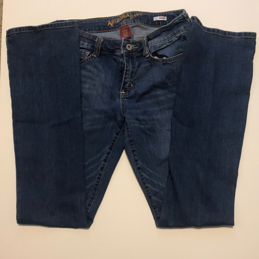 Arizona Jean Co.™️- Junior- SIZE 7- bootcut jean